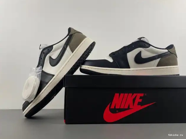 Rep TB CZ0790-102 1 Mocha Air Jordan Low OG 0421